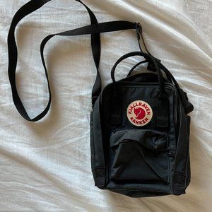 Fjallraven Kånken Sling Bag Black
